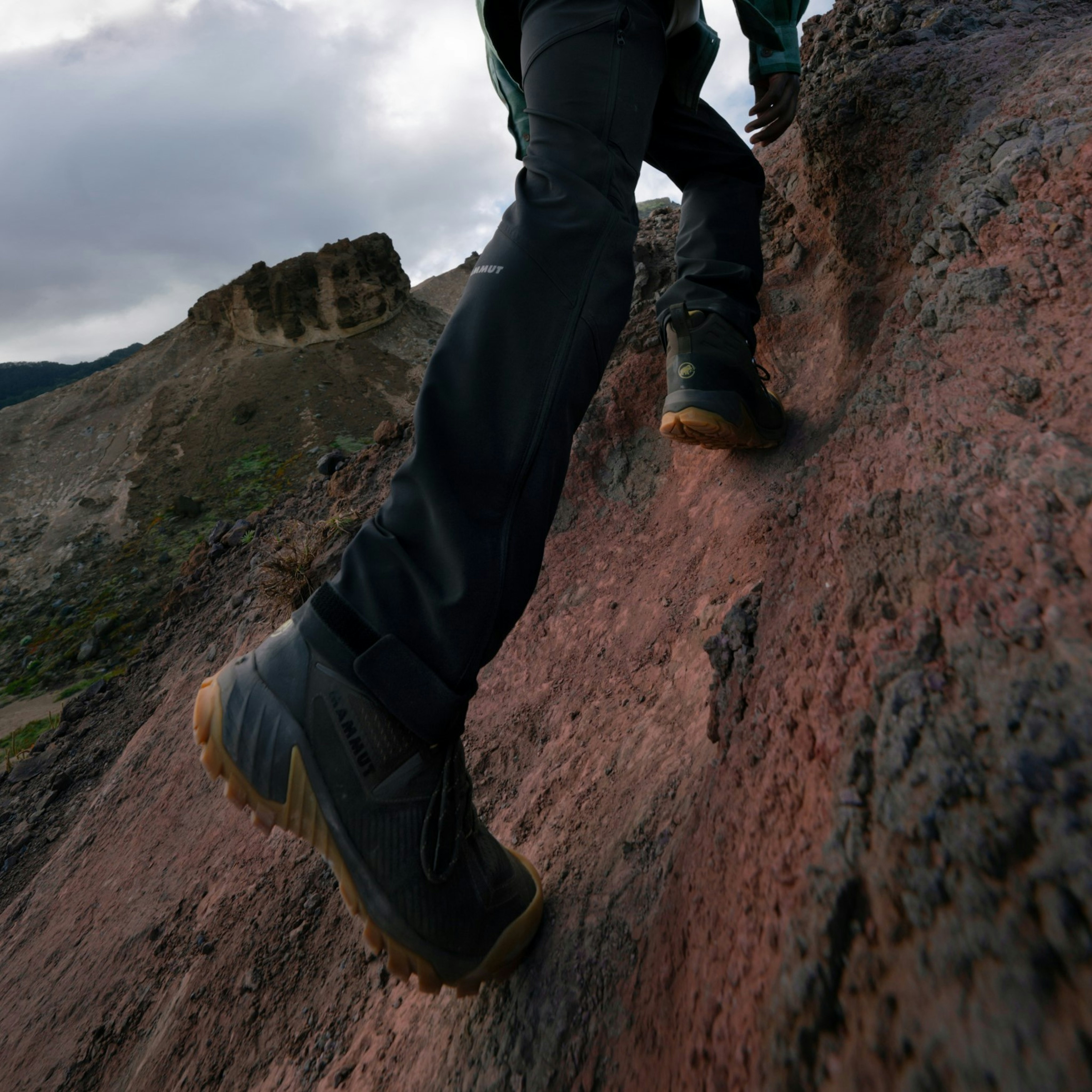 Mammut Ducan High GTX Hiking Boots - Men's